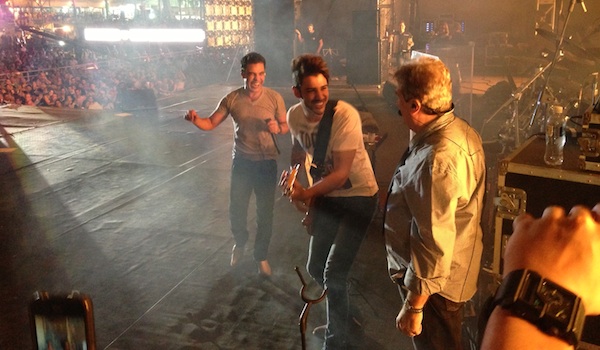 Zezé, Luciano e Gusttavo Lima juntos no palco. Veja como foi